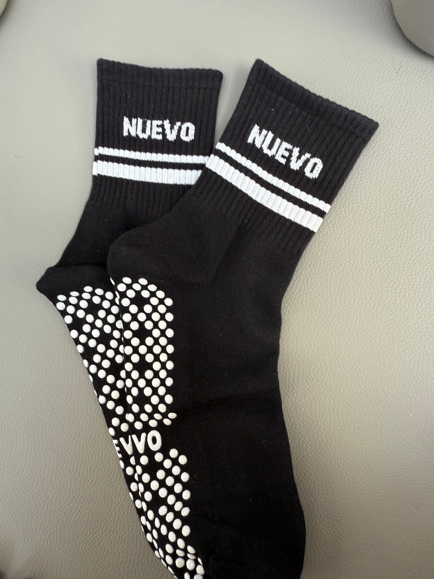 Black Nuevo Grip Socks