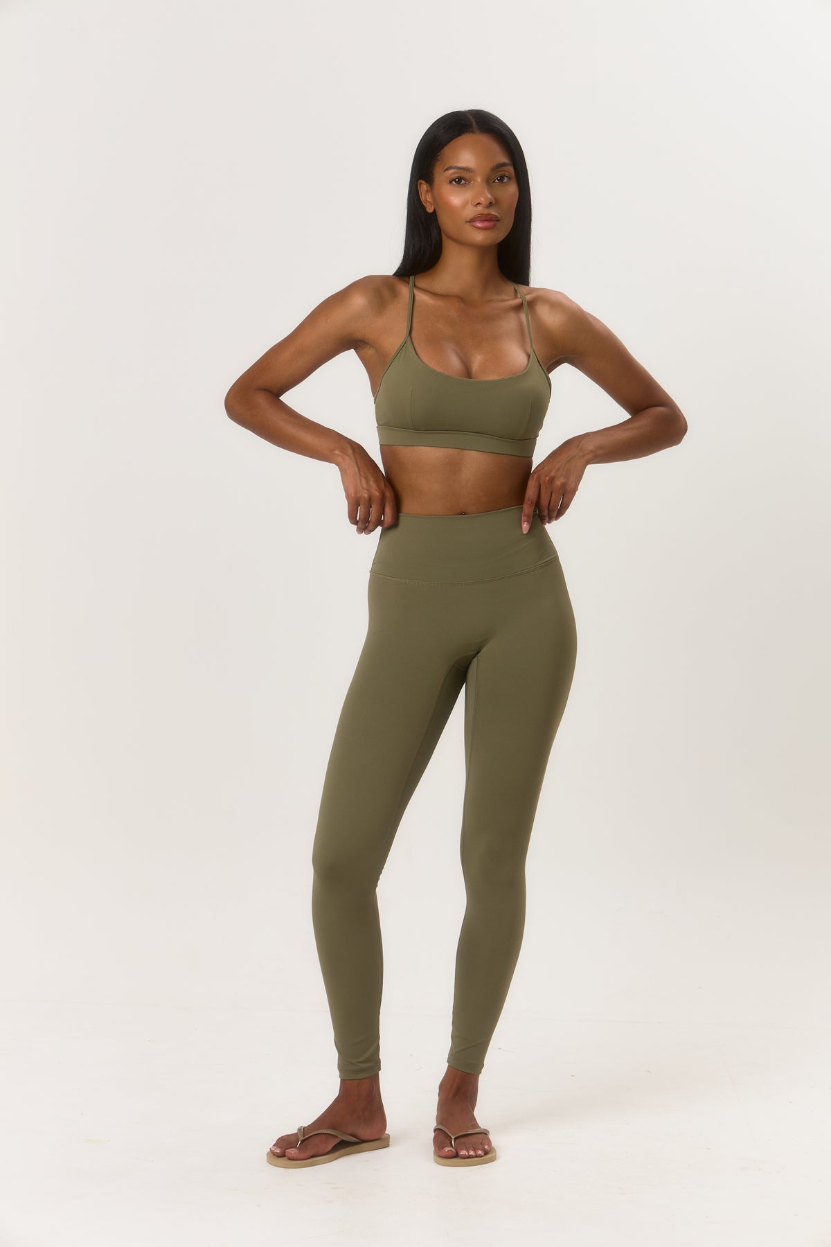 The Atelier Air Set - Olive Smoke