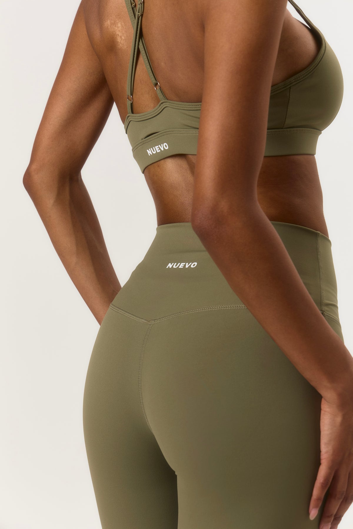 The Atelier Air Set - Olive Smoke