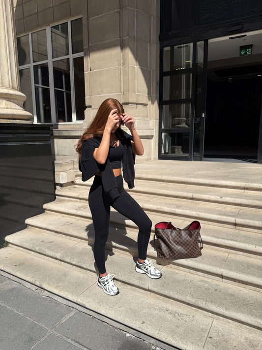Black Active Set
