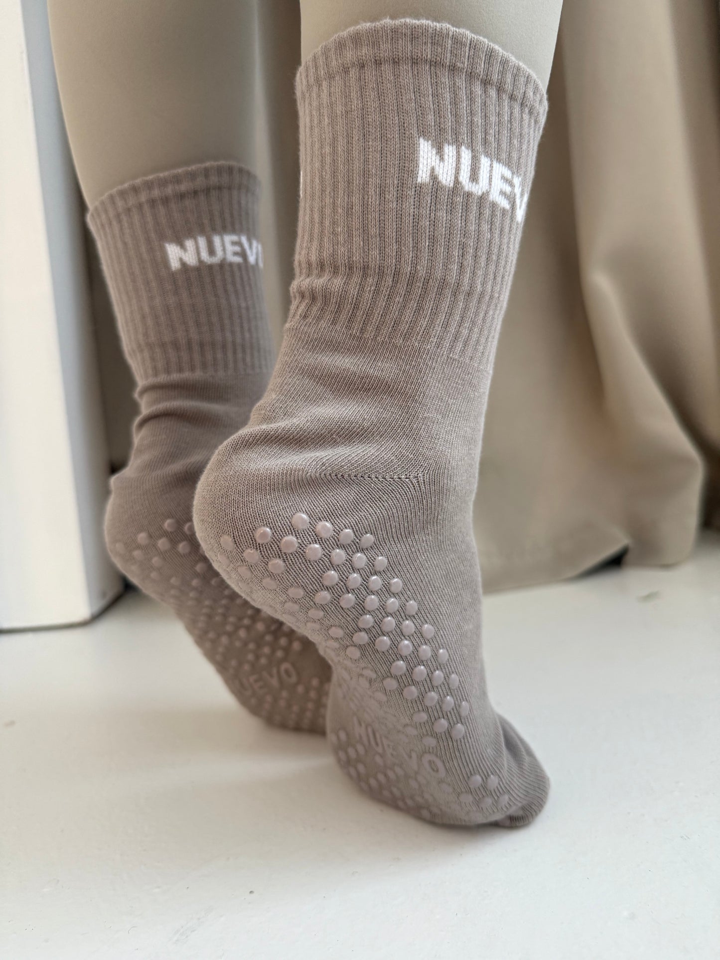 Stone Nuevo Grip Socks