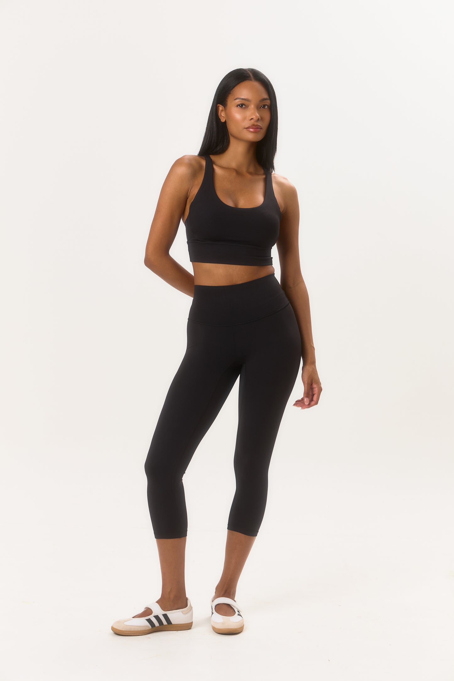 Studio Classic Sports Bra - Black